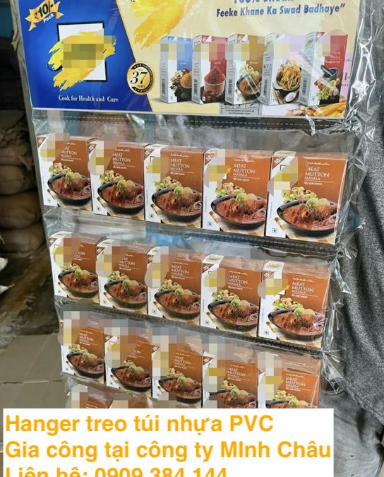 In ấn hanger nhựa trong suốt theo yêu cầu